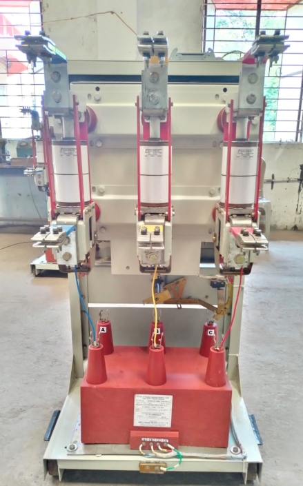 Vacuum Circuit Breakers – Kilburn Power Gear Limited